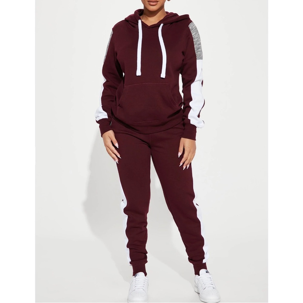 ✨Burgundy Analissa Jogger Set, Small✨